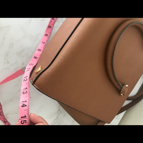 MK Hamilton - Picture 8 of 9